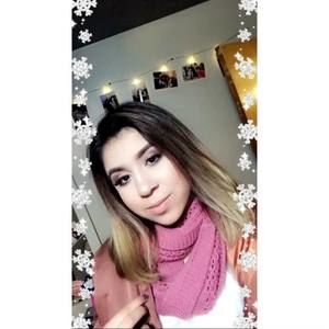 Meet your Posher, Daniella